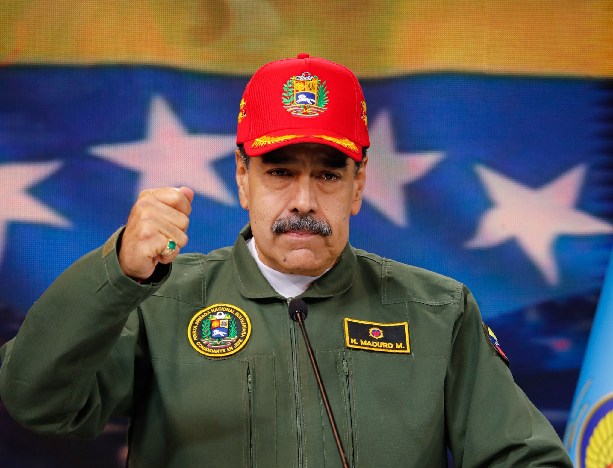 El presidente Maduro pide a la Aviación Militar estar preparada ante cualquier amenaza externa