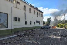 Atentado con explosivos en Colombia dejó dos soldados heridos e importantes daños