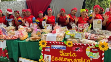 Con feria gastronómica celebran aniversarios del CNAE y el INN