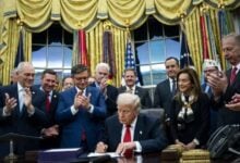 Donald Trump firma la ley que reabre el Gobierno federal de EE. UU. tras 43 días
