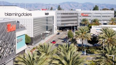 Dos heridos por tiroteo en centro comercial de California en Black Friday