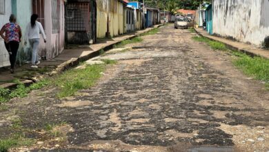 Vecinos de El Silencio reportan deficiencia del transporte público ante mal estado de la vialidad