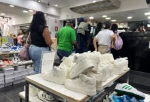 Padres esperan aguinaldos y bonificaciones para comprar los estrenos de sus chamos