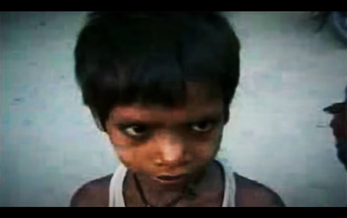 El niño de 8 años que mató a tres bebés en India para que "dejaran de moverse"