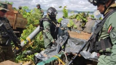 FANB destruye dos balsas de minería ilegal en Bolívar