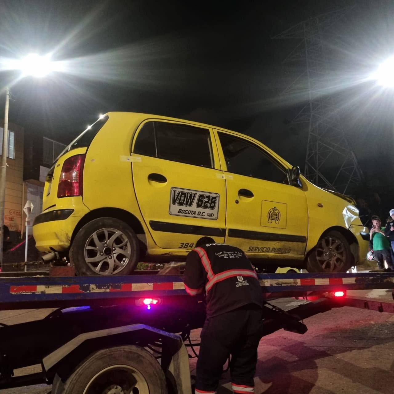 Taxista ebrio atropella a 11 personas, incluyendo a cuatro menores, uno con muerte cerebral