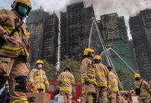 Hong Kong eleva a 146 la cifra de muertos en el incendio del complejo residencial