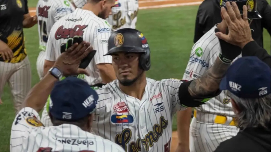 Leones logra un triunfo clave ante Magallanes y extiende su racha de victorias