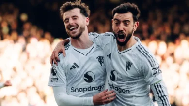 Manchester United remonta 2-1 al Crystal Palace con goles de Zirkzee y Mount