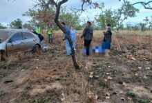 Niña fallece y tres personas resultan heridas en un vuelco vehicular