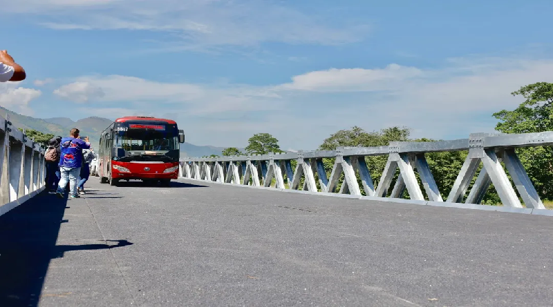 Instalan puente de guerra en el sector La Pomalaca que conecta a Sucre y Monagas