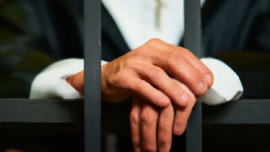 Sacerdote de San Cristóbal es suspendido por la Diócesis tras acusación de abuso sexual