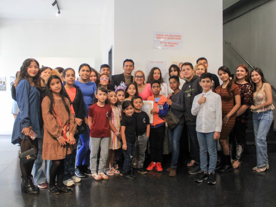 Taller Integral de Arte inaugura Expo Contraste 2025: Un encuentro de colores