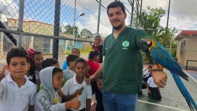 Zoológico La Guaricha lleva animales de estimulación sensorial a la Escuela Pedro Máximo Campos en Maturín
