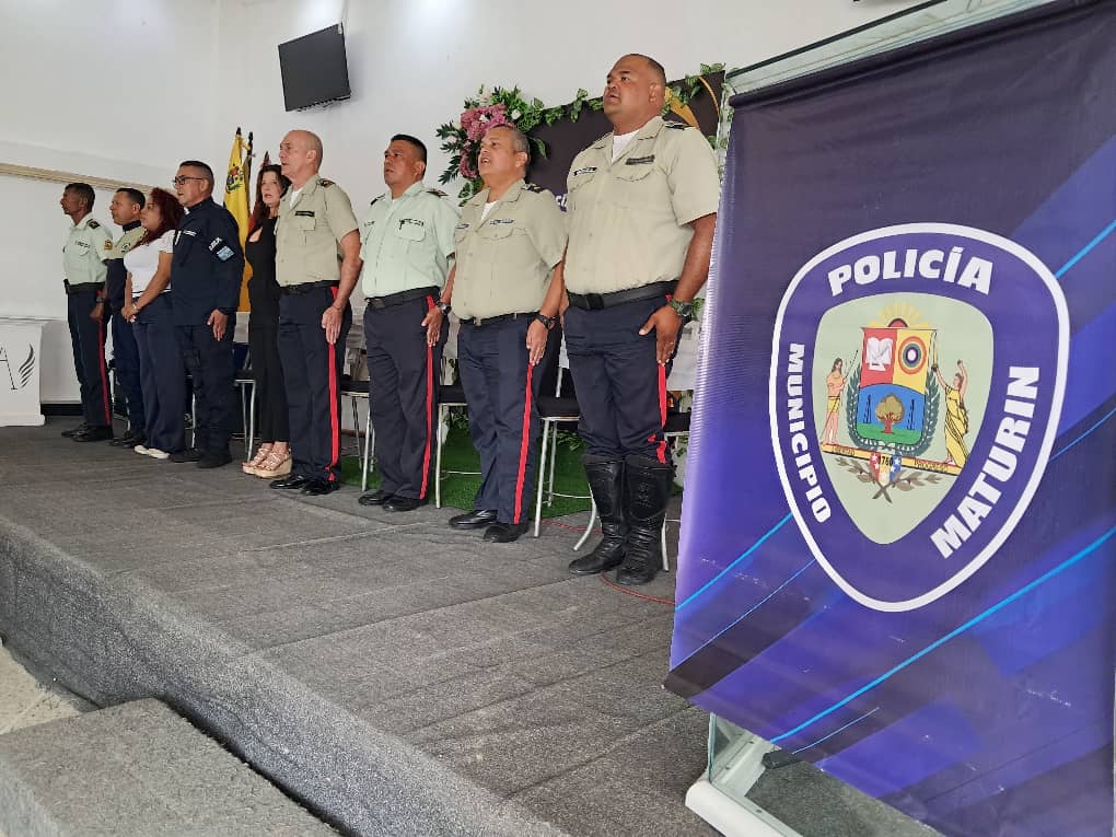 Polimaturín condecoró a más de 177 efectivos por su mérito, procedimiento y efectividad policial