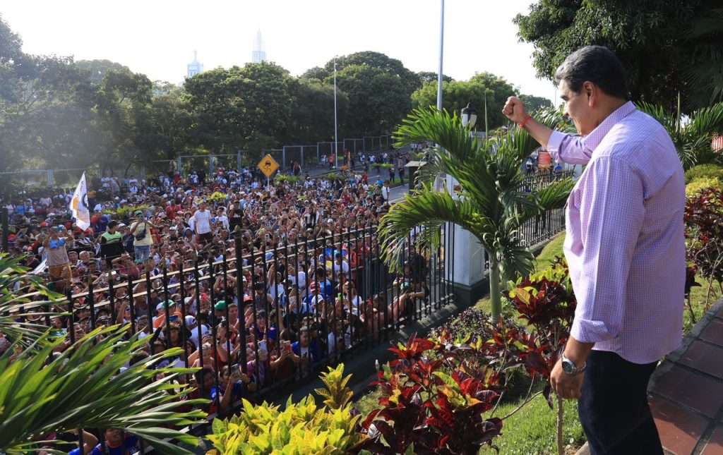 Presidente Maduro juramentó a 5.336 Comités de Base de la Juventud