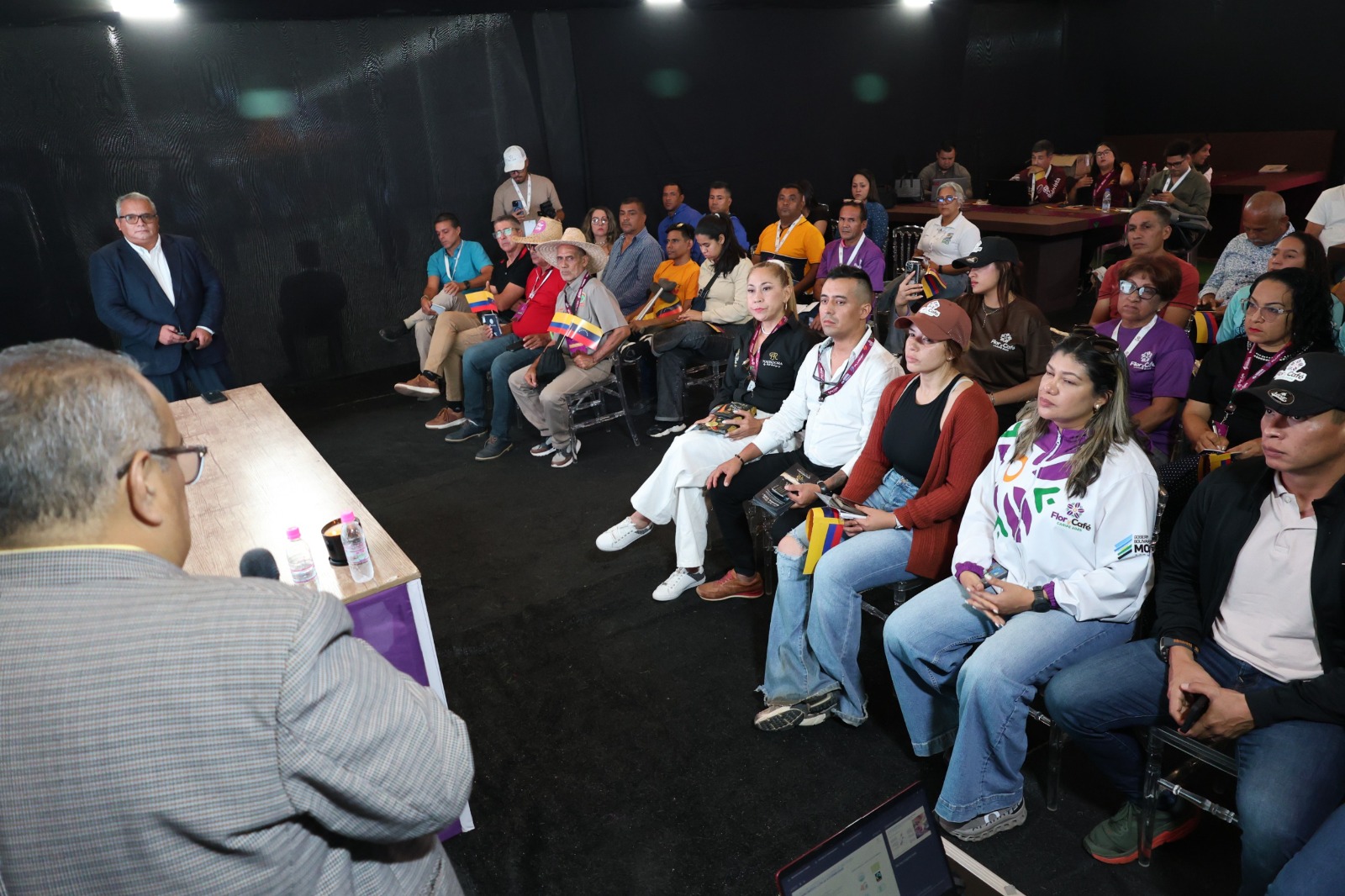 La Expo Flor y Café Caripe 2025 se convirtió en un encuentro de capacitación para emprendedores