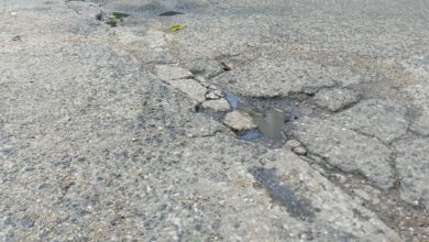 Huecos adornan un tramo de la avenida Bicentenario de Maturín