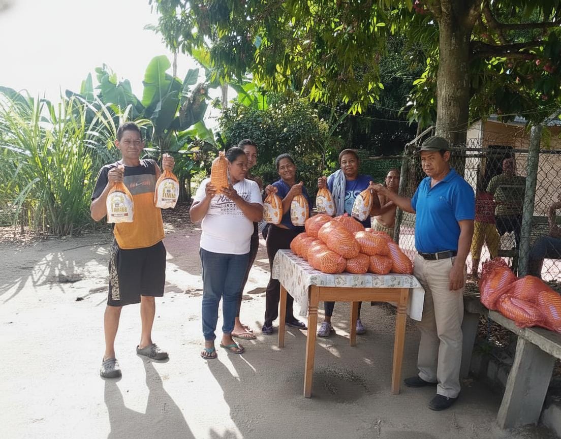 Entregan más de 20 mil kilos de pollo en 29 sectores de Cedeño