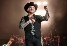 Christian Nodal se hace viral por usar la bandera de Venezuela