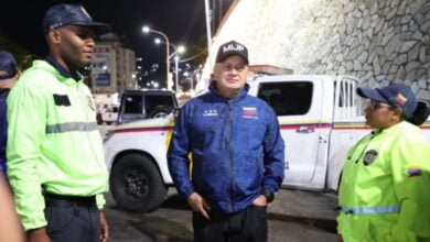 Diosdado Cabello realiza un recorrido de inspección a los cuerpos de seguridad en Caracas