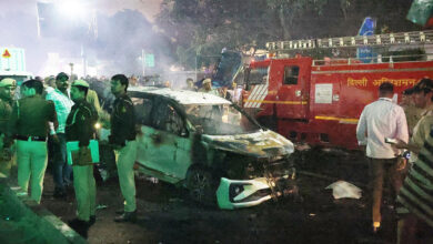 Explosión de auto en India deja 8 muertos y 12 heridos