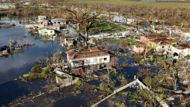 Huracán Melissa deja 50 muertos y destrucción masiva en Jamaica y Haití; Black River es la "zona cero"