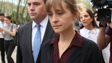 Allison Mack, actriz de 'Smallville' admitió que usó su fama para reclutar mujeres