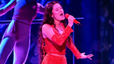 Joaquina deslumbra con "Quise Quererte" en los Latin GRAMMY 2025