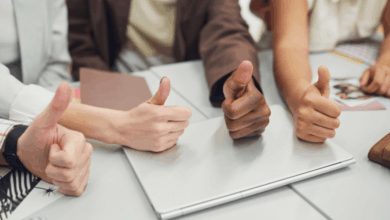 Esto es lo que significa buscar siempre la aprobación de los demás, según la psicología