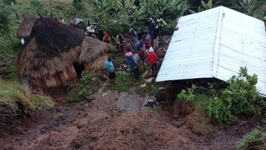 Al menos 15 muertos y 30 desaparecidos deja un corrimiento de tierra por fuertes lluvias en Kenia
