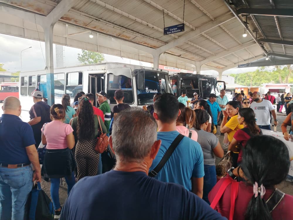 Terminal de Maturín registra alta afluencia de pasajeros con la llegada del mes de noviembre