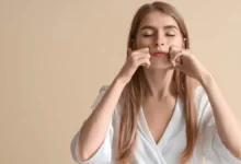 Yoga facial: El entrenamiento de los músculos del rostro para combatir la flacidez y el bruxismo.