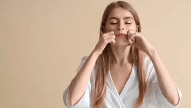 Yoga facial: El entrenamiento de los músculos del rostro para combatir la flacidez y el bruxismo.