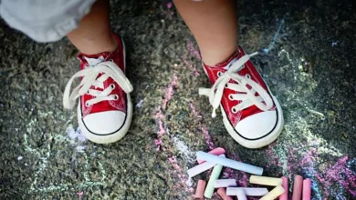 El error de los padres al elegir zapatos para niños y las claves para un desarrollo saludable del pie