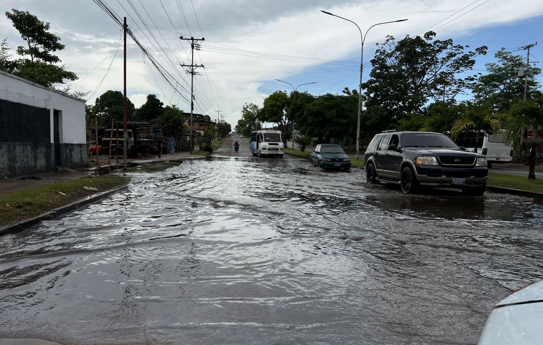 Siguen denunciando mal estado de la avenida José Antonio Páez de Maturín
