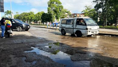 Maturineses reportaron colapso de aguas residuales frente el terminal de pasajeros