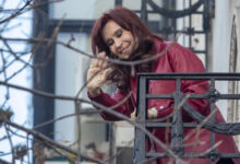 Cristina Fernández fue operada de urgencia por apendicitis en Argentina