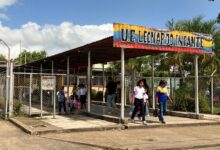 Planteles educativos reportan baja asistencia de estudiantes por temporada decembrina