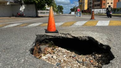 Habitantes de Juanico reportan formación de varios huecos en las vías