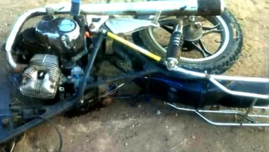 Adolescente muere tras estrellarse la moto en la que viajaba con su padre y tres hermanos