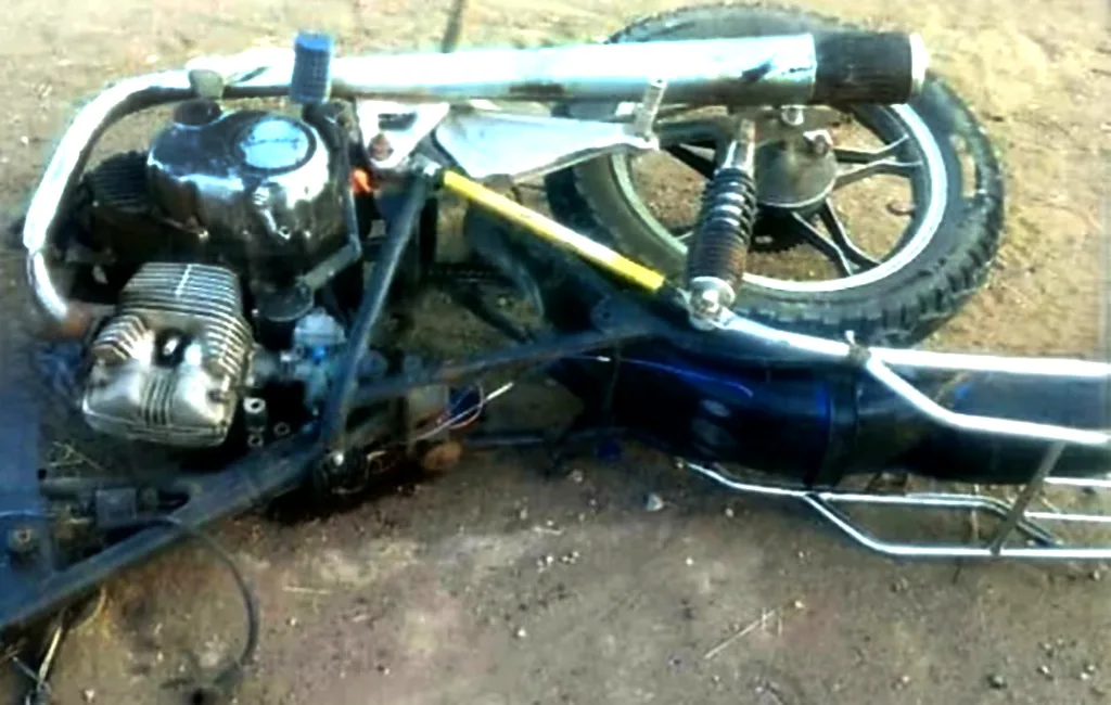 Adolescente muere tras estrellarse la moto en la que viajaba con su padre y tres hermanos