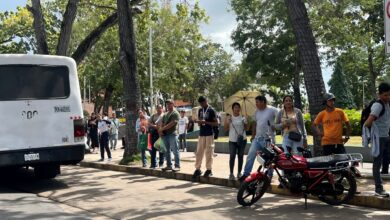 Maturineses expresaron que pasan hasta una hora en las paradas a la espera de transporte