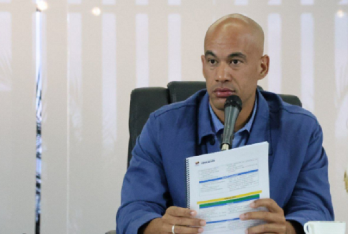 Estudiantes tendrán menos tareas para garantizar tiempo libre