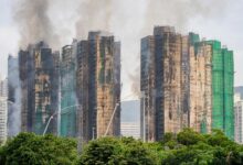 Sube a 161 la cifra de muertos por el incendio en Hong Kong tras nueva identificación forense