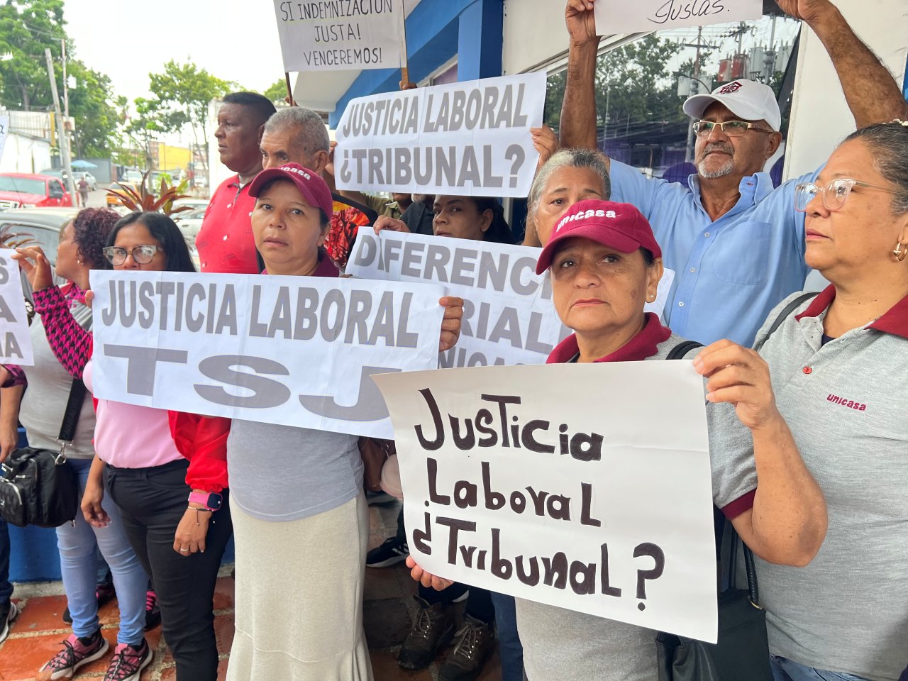 Más de 30 empleados de Unicasa en Maturín protestaron para exigir liquidaciones dignas