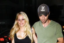 Enrique Iglesias y Anna Kournikova dan la bienvenida a su cuarto hijo