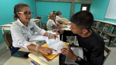 Héroes de la educación: el compromiso inquebrantable de los profesores universitarios