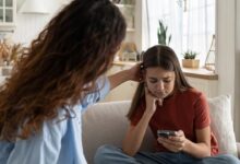 El uso excesivo de pantallas provoca la pérdida de habilidades básicas en adolescentes