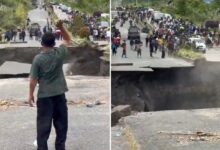 Impactante Video: Carretera se desploma por erosión del agua en Indonesia